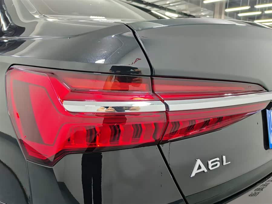 Audi A6L 2023 car image #15