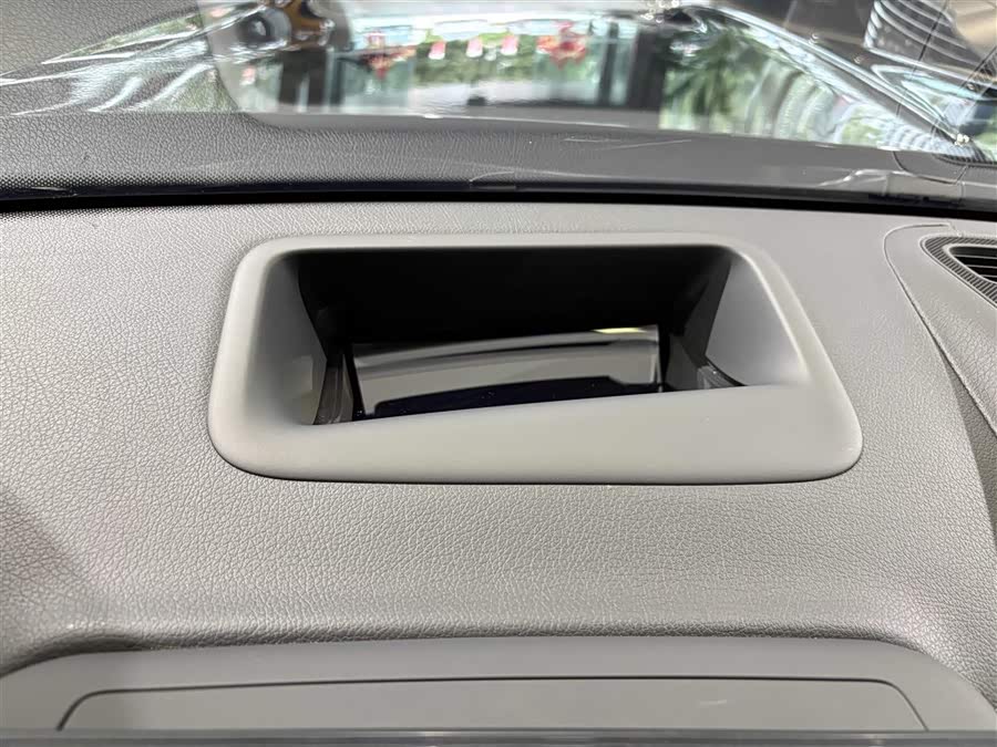 Mercedes-Benz Maybach S Class 2024 car image #15