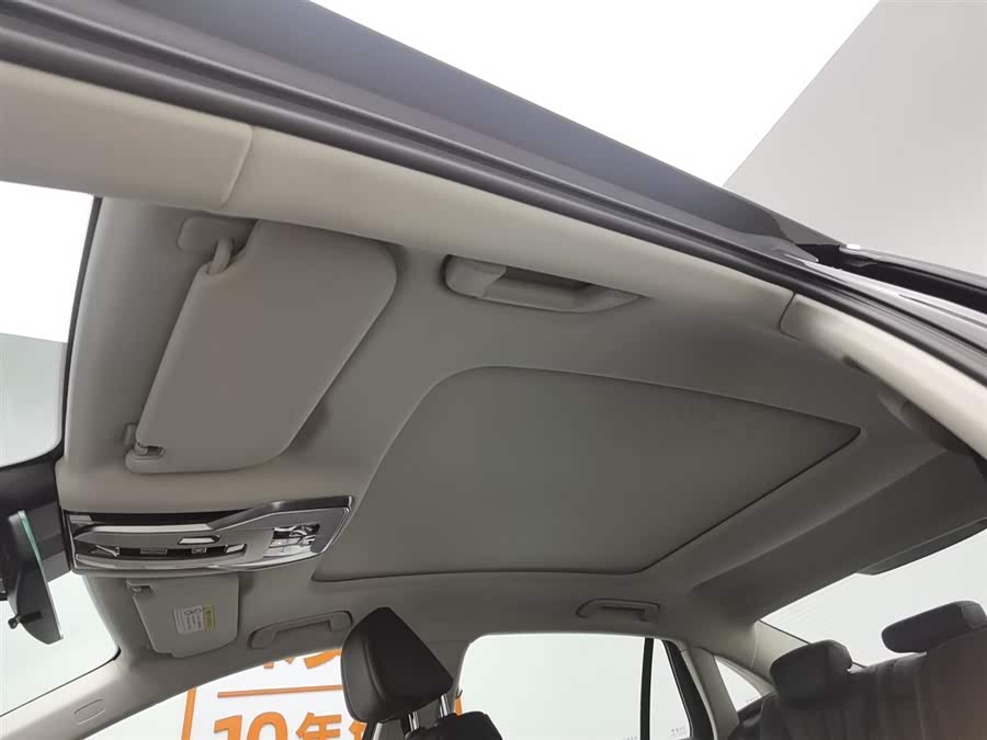 HongQi H5 PHEV 2025 #15 HongQi H5 PHEV 2025 car image #15