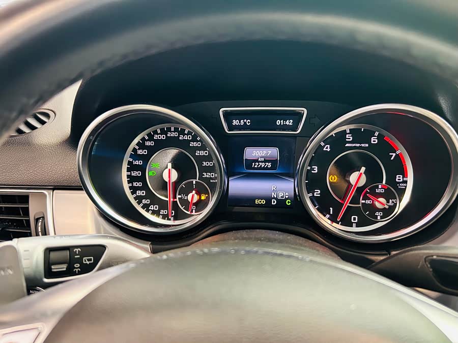 Mercedes-Benz M AMG 2015 image de voiture #15