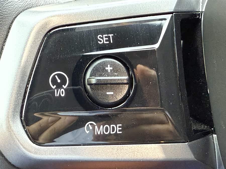 BMW M5 New Energy 2024 #15 BMW M5 New Energy 2024 car image #15