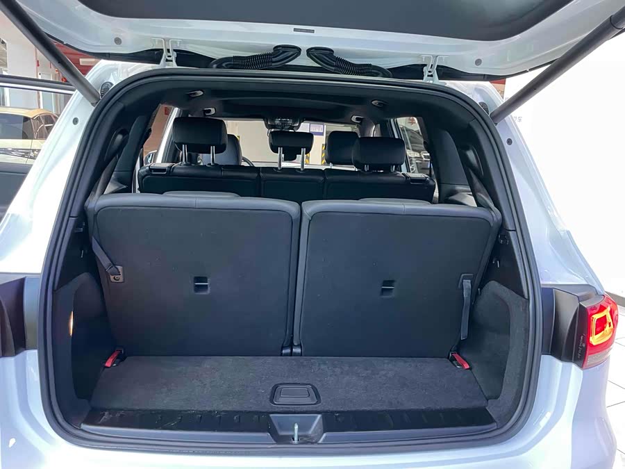 Mercedes-Benz EQB Class 2022 car image #15