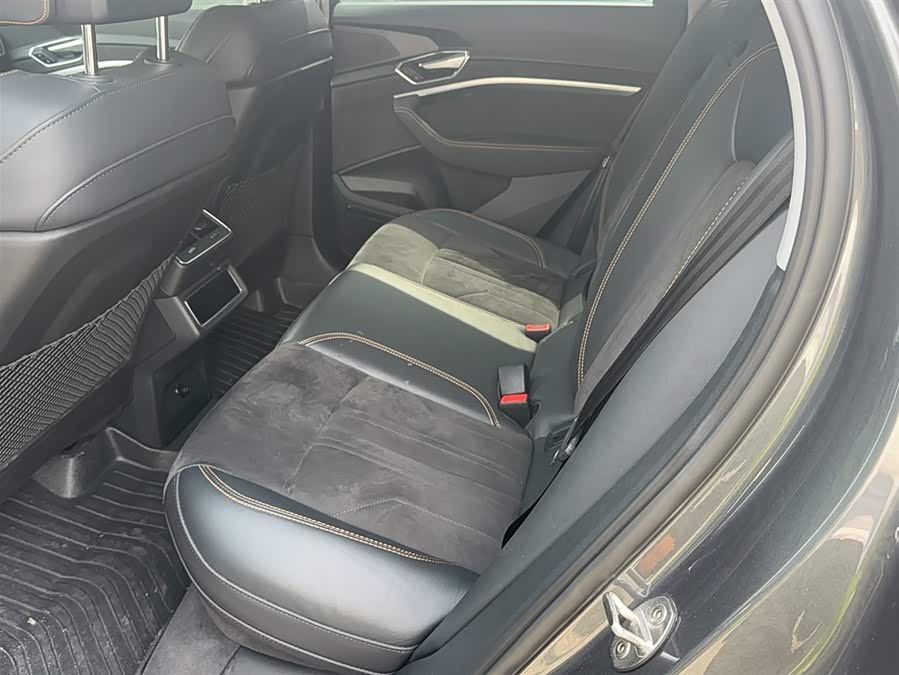 Mercedes-Benz SLK AMG 2021 #15 Mercedes-Benz SLK AMG 2021 صورة سيارة #15