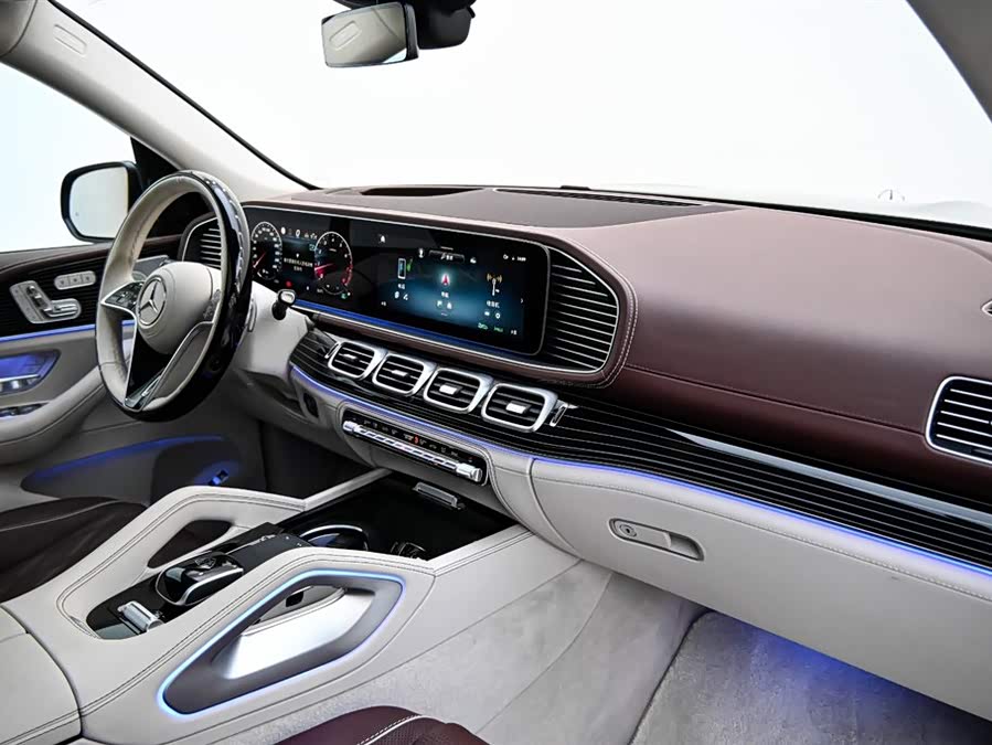 Mercedes-Benz Maybach GLS 2024 imagen de coche #15