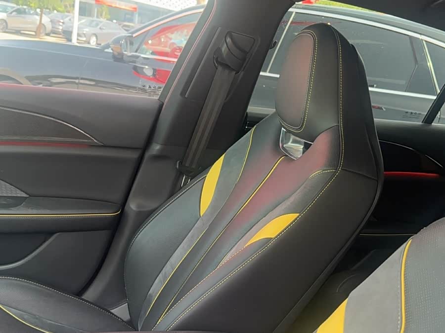 HongQi H6 2023 car image #15