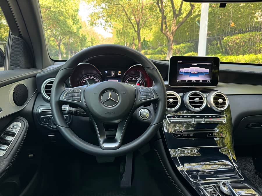 Mercedes-Benz GLC Coupe 2018 #15 Mercedes-Benz GLC Coupe 2018 car image #15