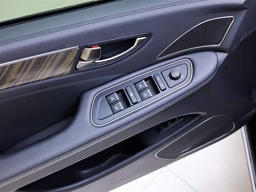 HongQi H7 2021 car image #15