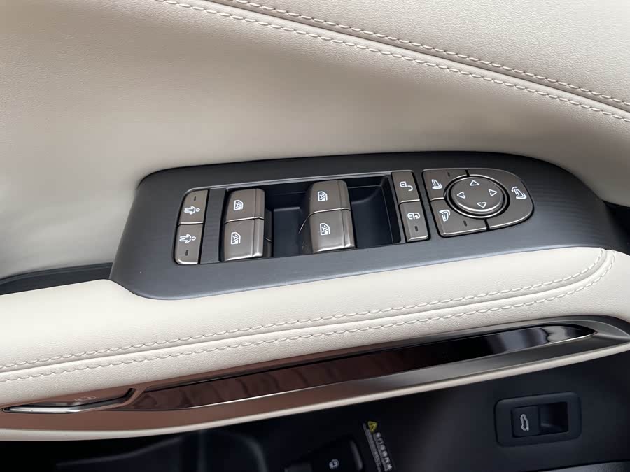 BYD SongL EV 2023 #15 BYD SongL EV 2023 car image #15