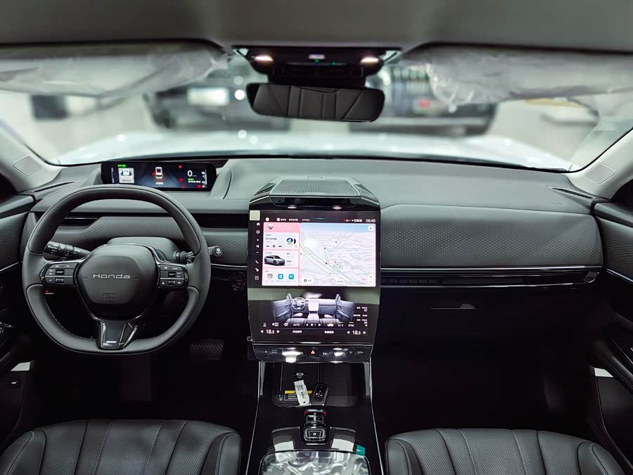 Honda P7 2025 car image #15