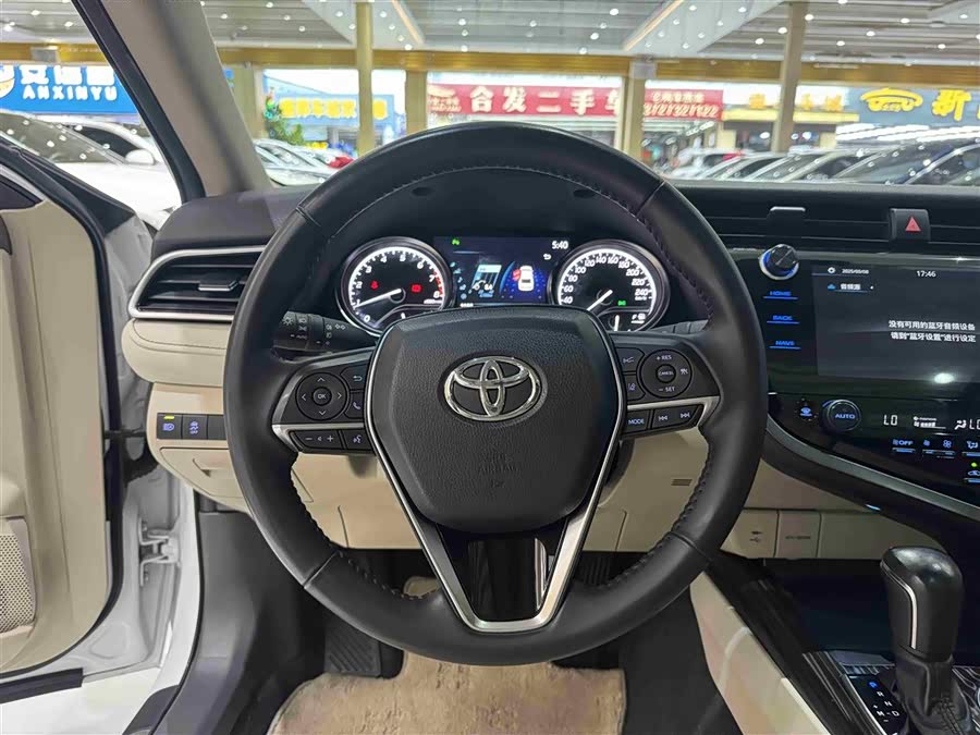 Toyota Camry 2020 car image #15
