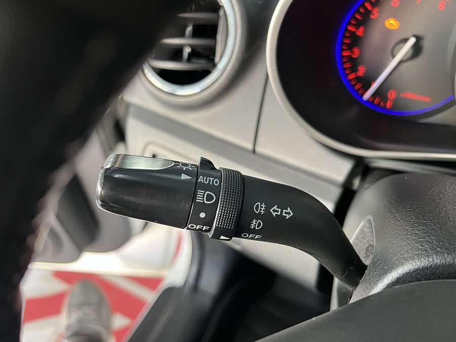 Mazda CX-7 2015 immagine di auto #15