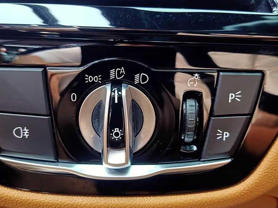 BMW 5 Series (Imported) 2020 #15 BMW 5 Series (Imported) 2020 immagine di auto #15