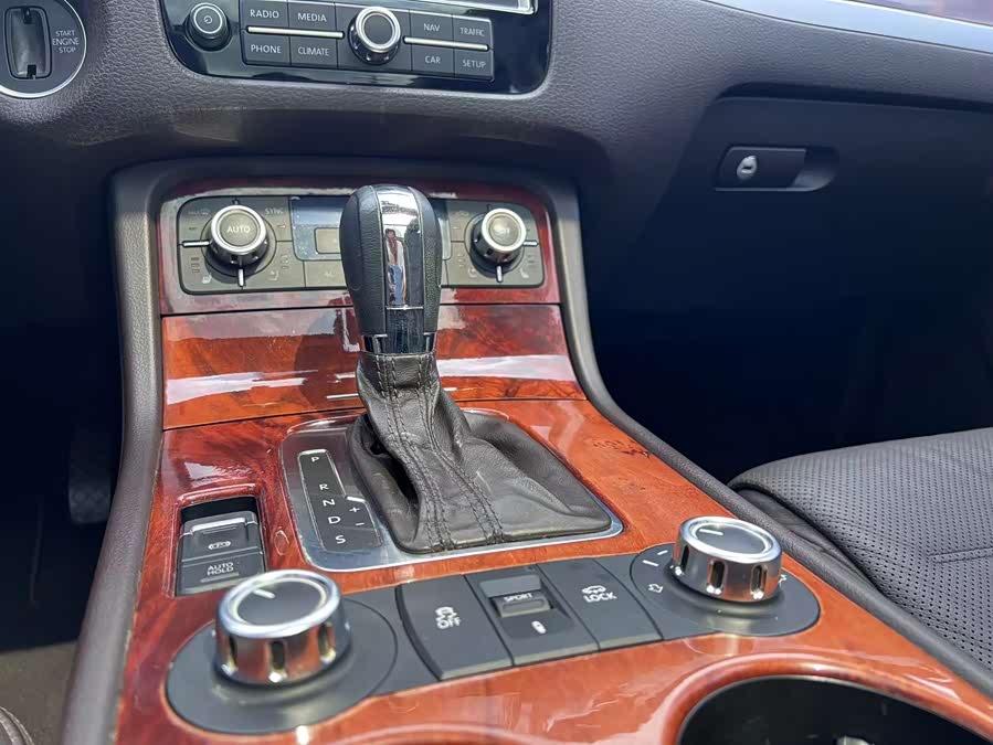 大众 途锐 2012 汽车图片 #15