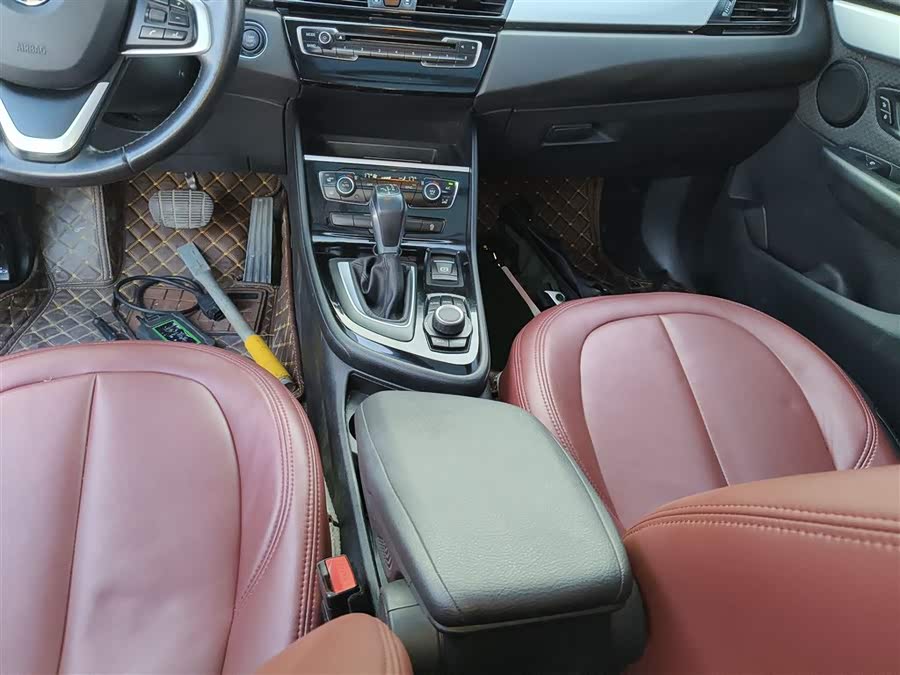 BMW 2 Series Gran Tourer 2017 #15 BMW 2 Series Gran Tourer 2017 صورة سيارة #15