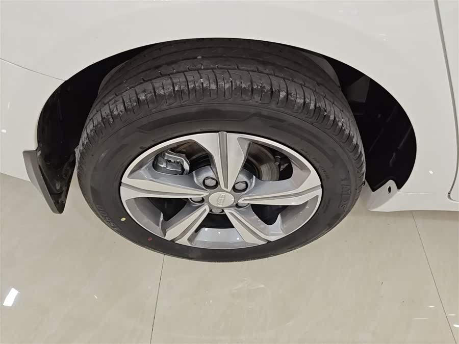 GEELY Emgrand L HiP 2025 immagine di auto #15