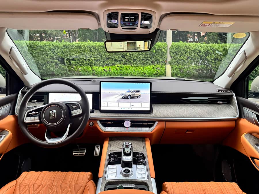 Tank 500 New Energy 2024 #15 Tank 500 New Energy 2024 car image #15