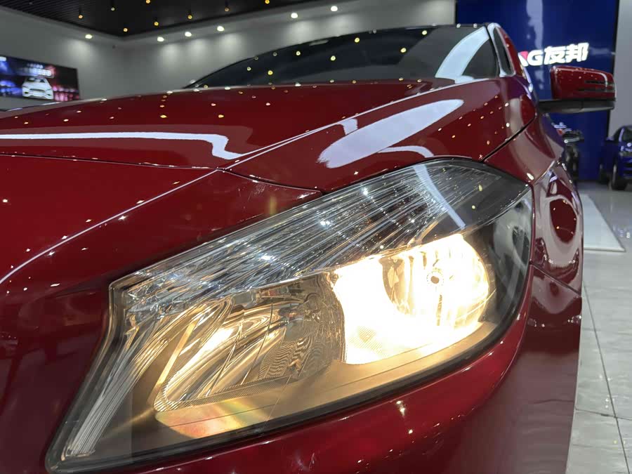 Mercedes-Benz A Class (Imported) 2015 car image #15