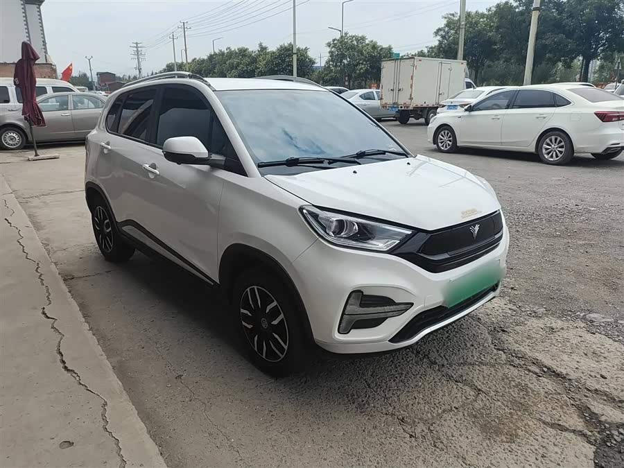 哪吒汽车 哪吒N01 2020 汽车图片 #15