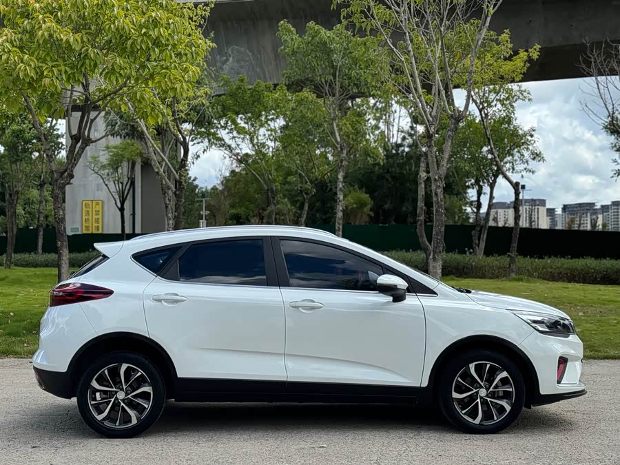 GEELY Monjaro MHEV 2021 #15 GEELY Monjaro MHEV 2021 car image #15