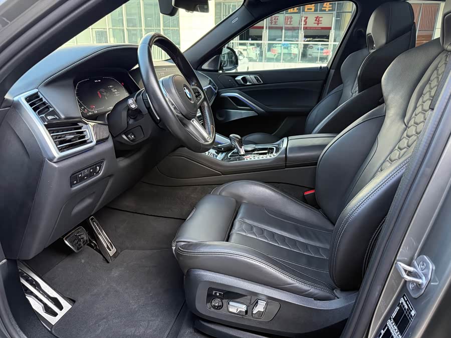 BMW X6 M 2022 car image #15
