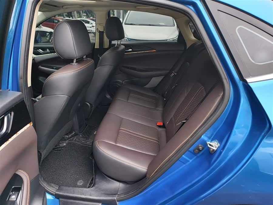 Changan Eado DT 2018 car image #15