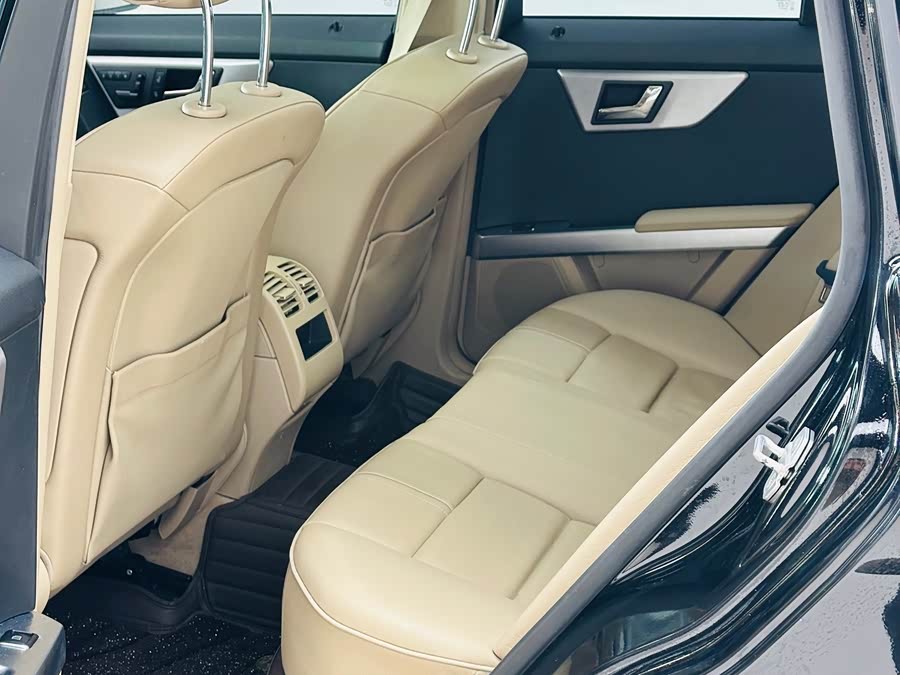 Mercedes-Benz GLK Class (Imported) 2010 #15 Mercedes-Benz GLK Class (Imported) 2010 car image #15