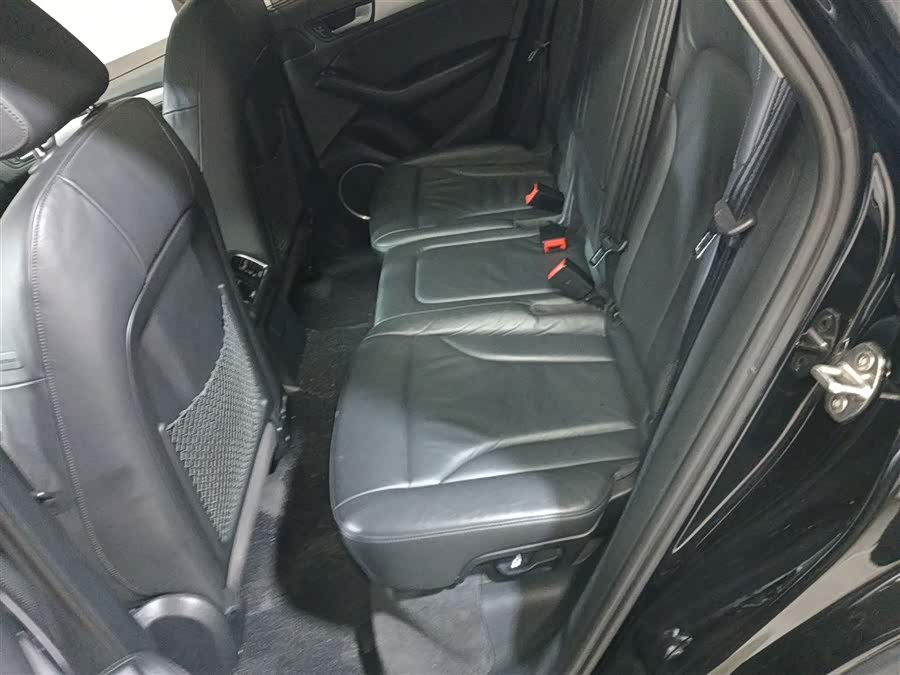 Audi Q5 (Imported) 2016 car image #15