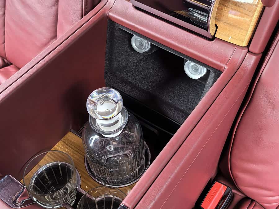 劳斯莱斯 幻影 2018 汽车图片 #15