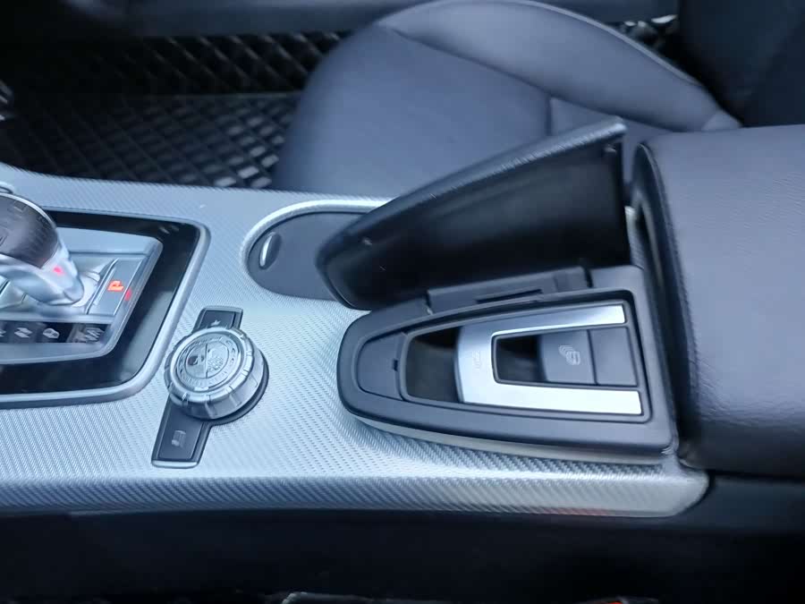 Mercedes-Benz SLC Class 2016 #15 Mercedes-Benz SLC Class 2016 car image #15