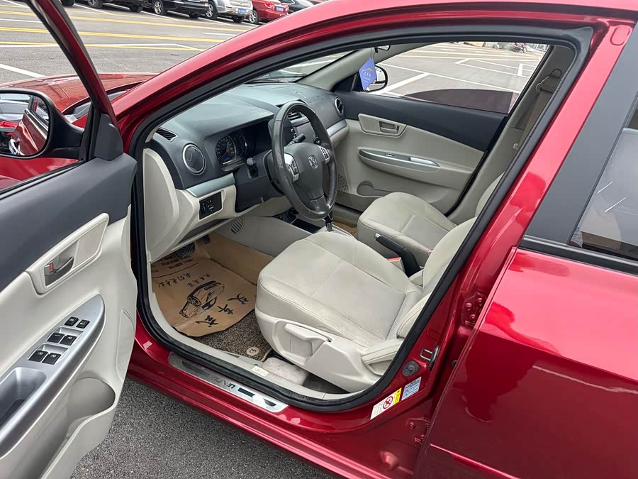 Changan Alsvin V5 2014 #15 Changan Alsvin V5 2014 car image #15