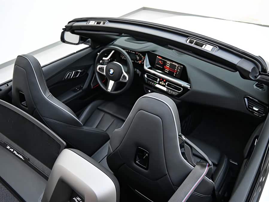 BMW Z4 2023 immagine di auto #15