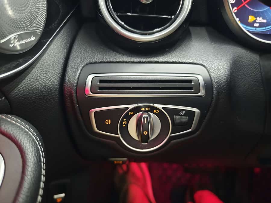 Mercedes-Benz C Class 2020 car image #15