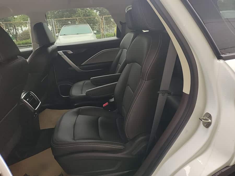 Livan Maple 80V L 2024 car image #15