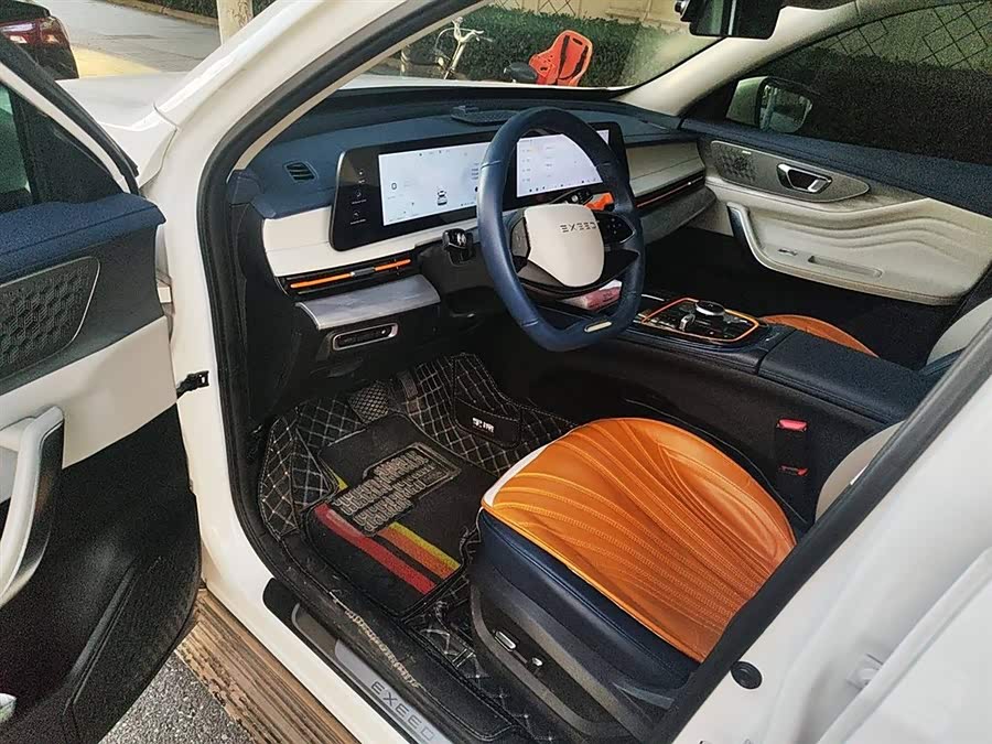 Exceed Chasing Wind C-DM 2023 #15 Exceed Chasing Wind C-DM 2023 car image #15