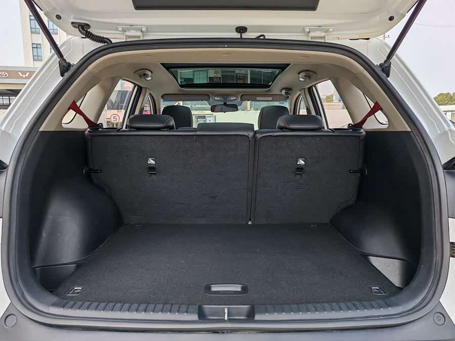 Kia Stonic 2017 car image #15