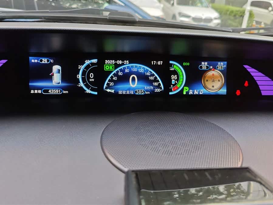 BYD e6 2016 #15 BYD e6 2016 car image #15