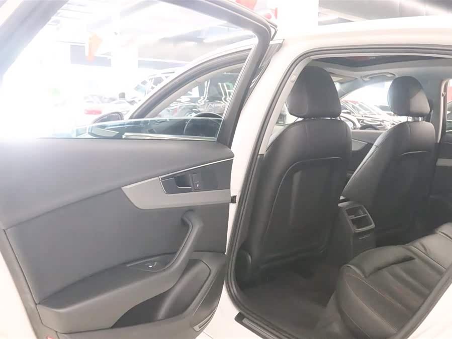 奥迪 奥迪A4L 2018 汽车图片 #15