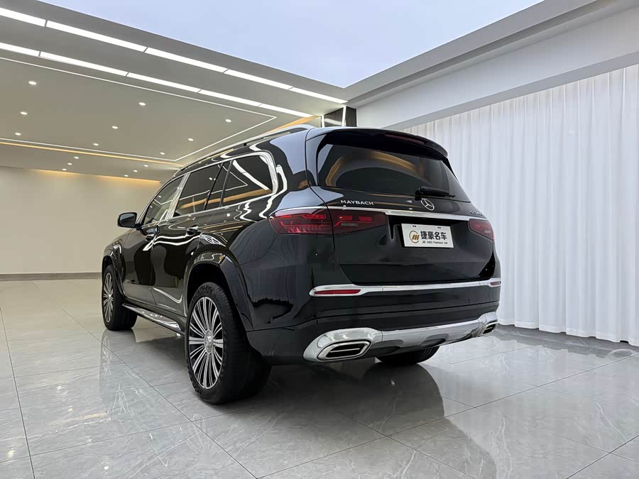 Mercedes-Benz Maybach GLS 2024 car image #15