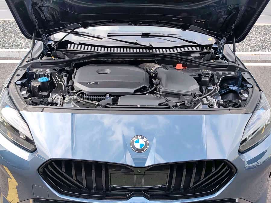 BMW 2 Series 2025 car image #15