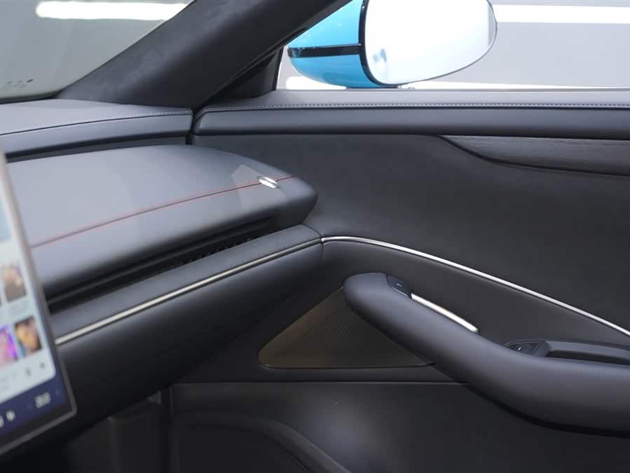 MI SU7 2024 car image #15