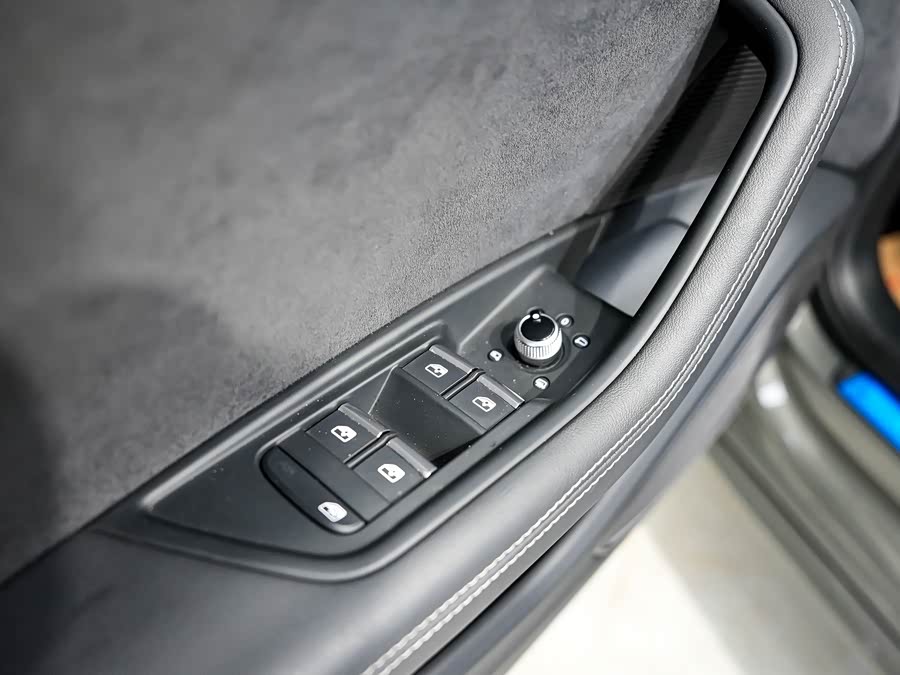 Audi S4 2023 صورة سيارة #15