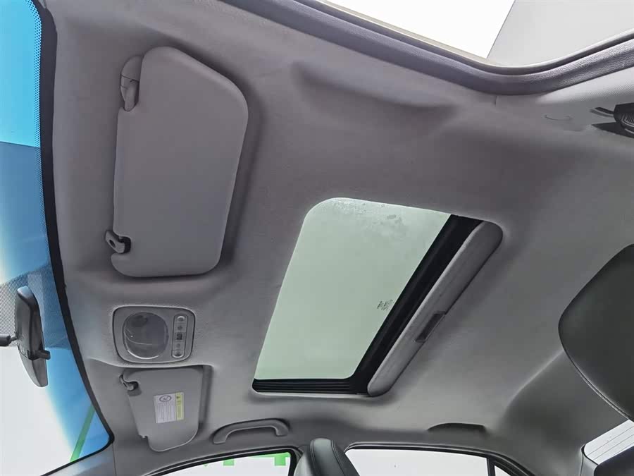 Kaiyi E3 2018 #15 Kaiyi E3 2018 car image #15