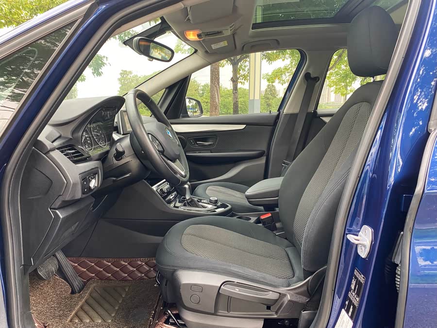 BMW 2 Series Tourer 2016 car image #15