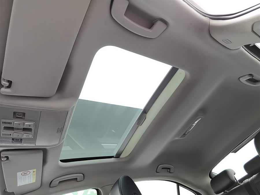 Skoda Superb 2016 car image #15