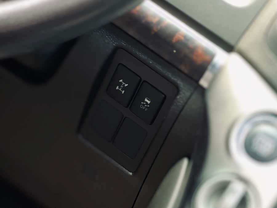 丰田 兰德酷路泽 2010 汽车图片 #15