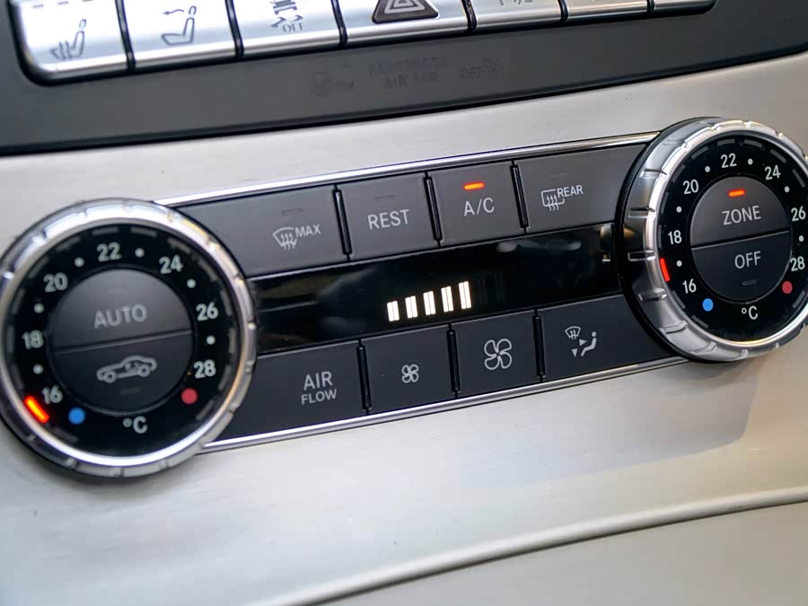 Mercedes-Benz SL Class 2013 immagine di auto #15