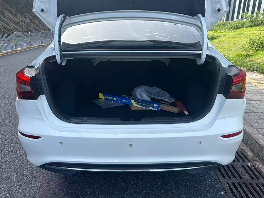 Changan Eado EV 2019 car image #15