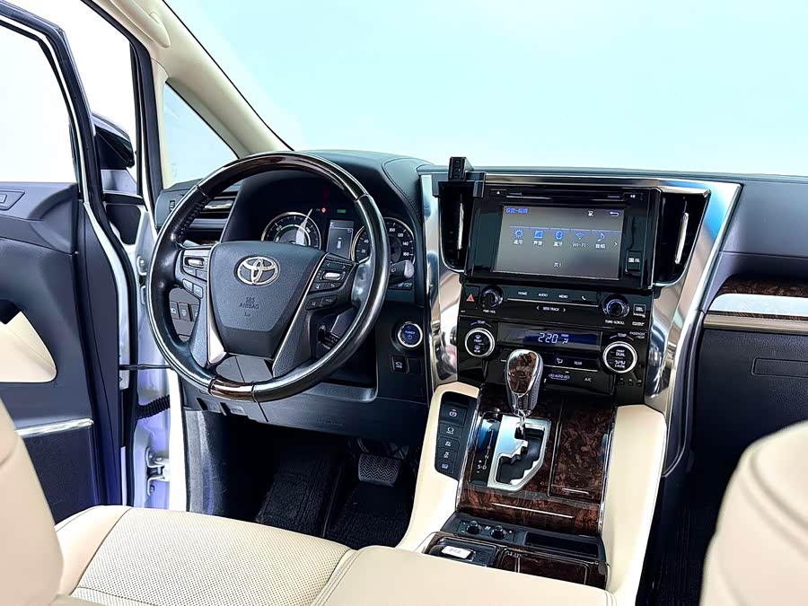 Toyota Alphard 2020 #15 Toyota Alphard 2020 изображение автомобиля #15