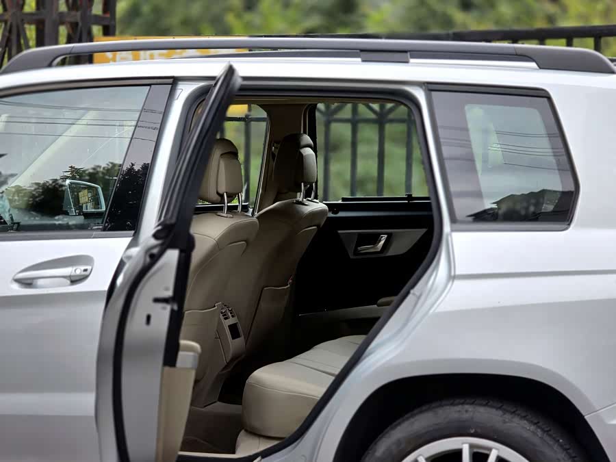 Mercedes-Benz GLK Class (Imported) 2010 #15 Mercedes-Benz GLK Class (Imported) 2010 car image #15