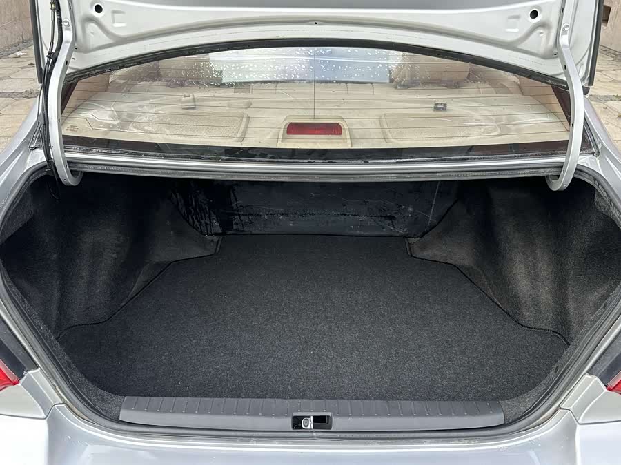 Toyota Reiz 2013 immagine di auto #15